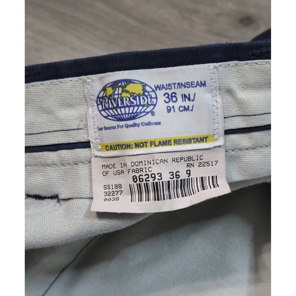 Riverside Budweiser Navy Solid Cargo Shorts Embroidered Pleated Pockets Size 36 - Picture 6 of 12